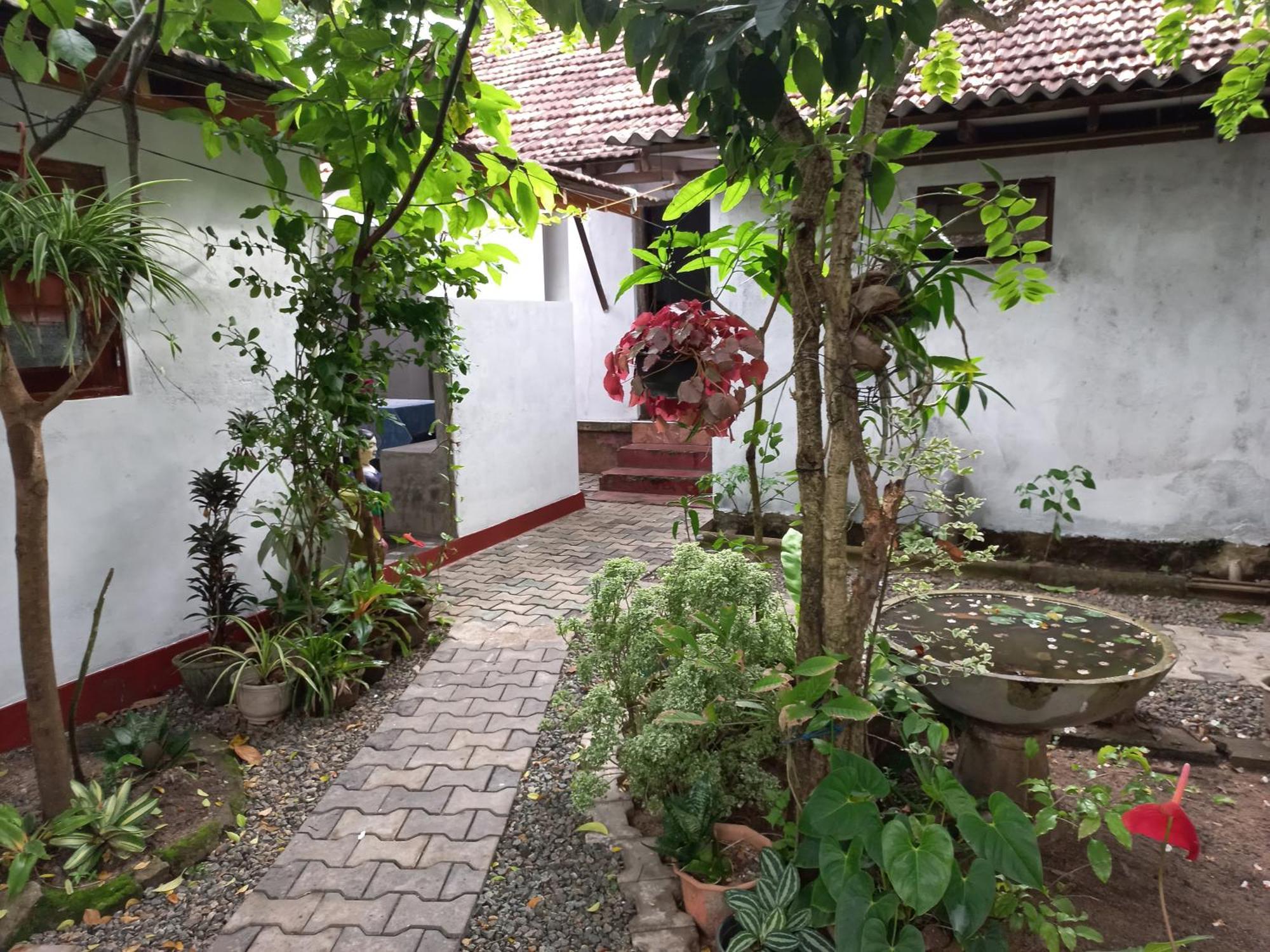 Mango Villa 703 Hikkaduwa Exterior photo